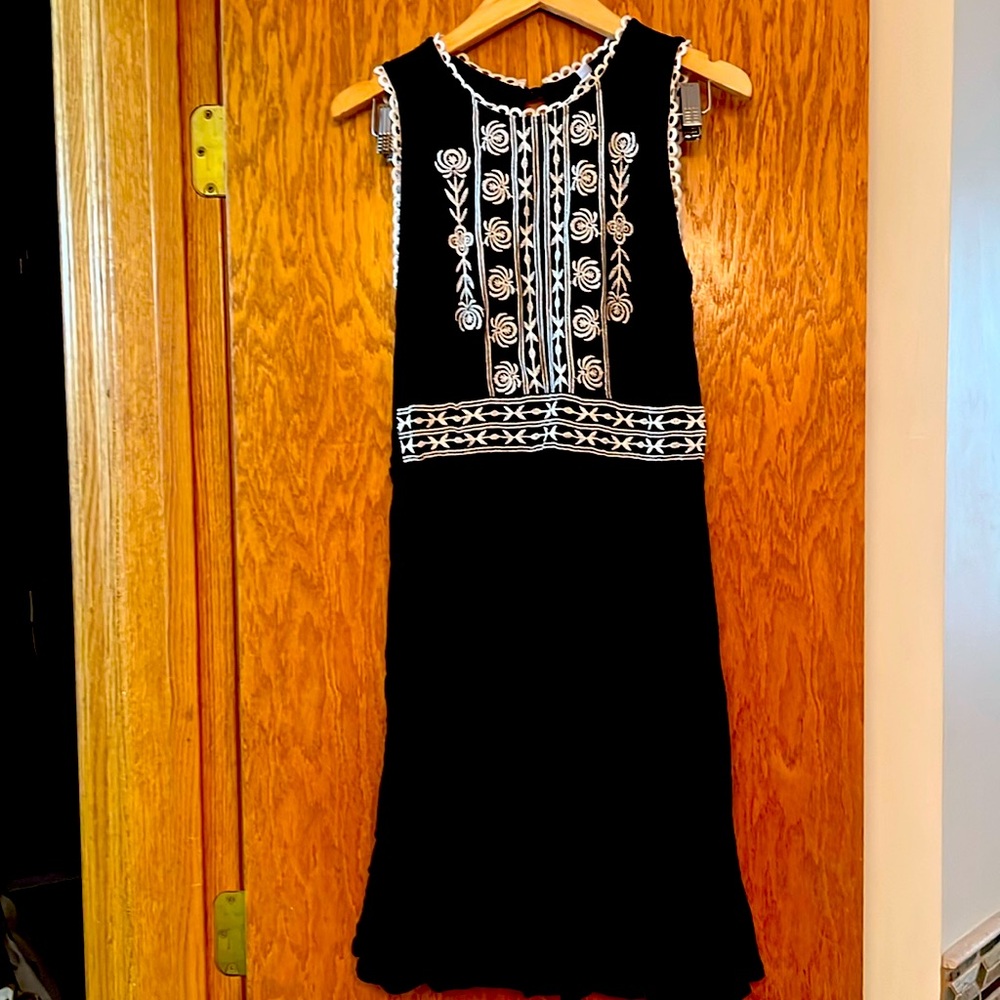 Size small black and white xhilaration dress